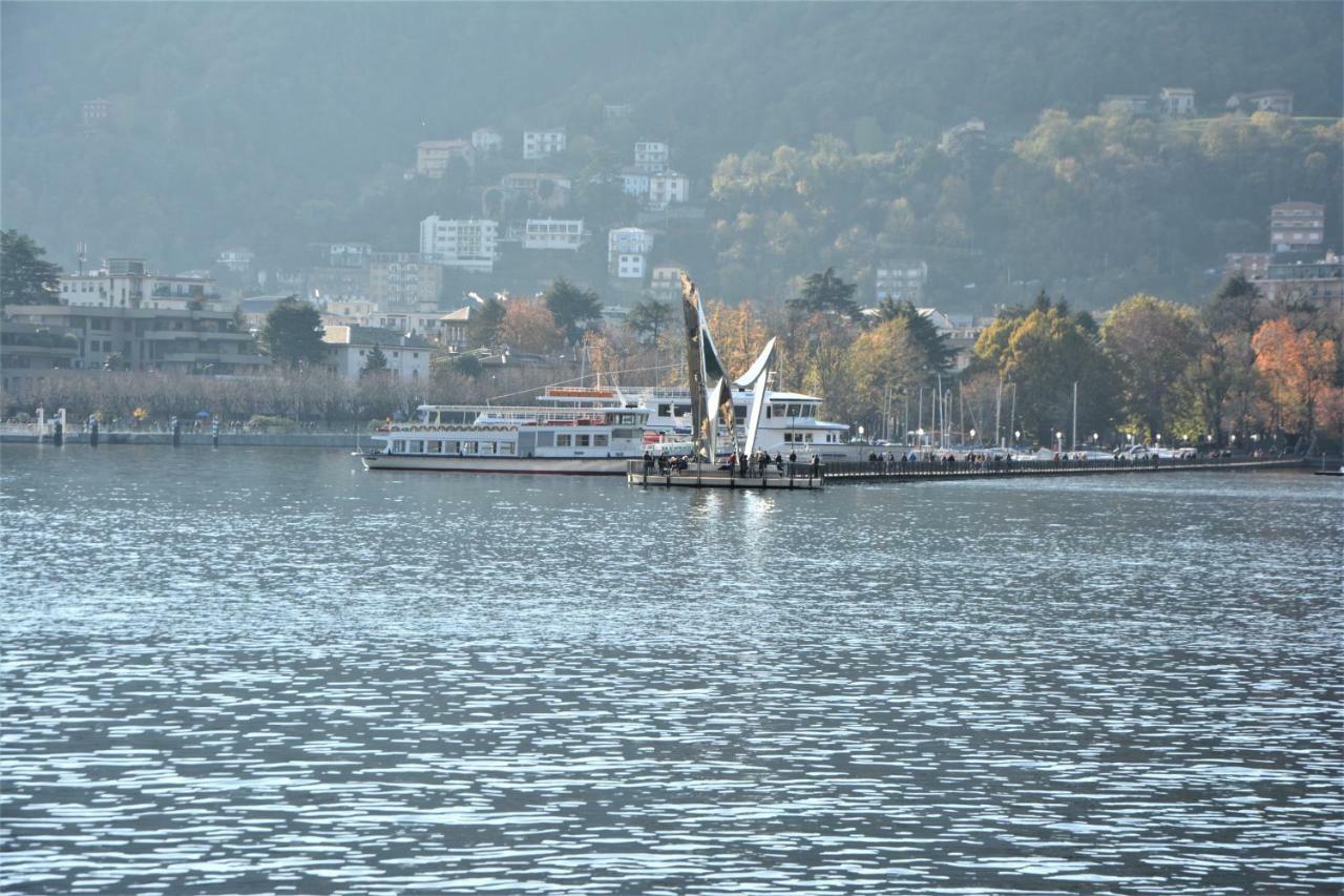 La Casa Di Tito - Como Lake Екстериор снимка